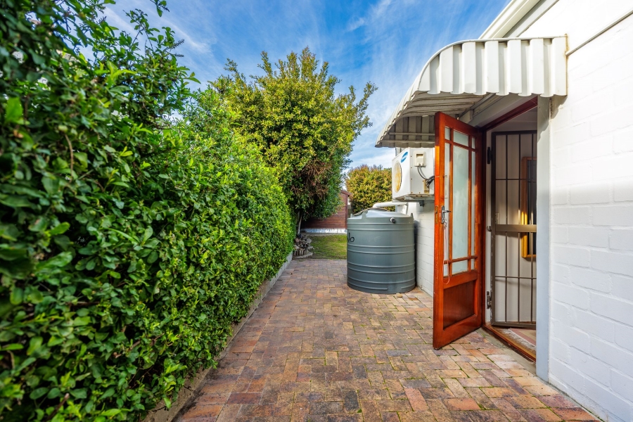 3 Bedroom Property for Sale in Goedemoed Western Cape